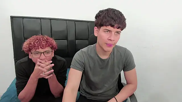 Snapshot of Javierdisousa chatting on March 9, 8:46 pm Javierdisousa online show from March 9, 8:46 pm