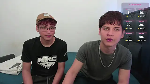 Snapshot of Javierdisousa chatting on March 28, 6:51 pm Javierdisousa online show from March 28, 6:51 pm