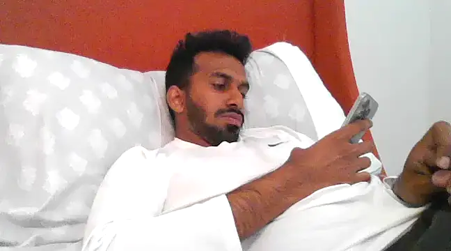 Snapshot of skinny__boy__ chatting on February 21, 7:10 pm skinny boy online show from February 21, 7:10 pm