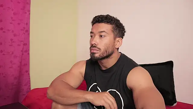 Snapshot of freddsexxx chatting on February 11, 4:24 pm freddsexxx online show from February 11, 4:24 pm