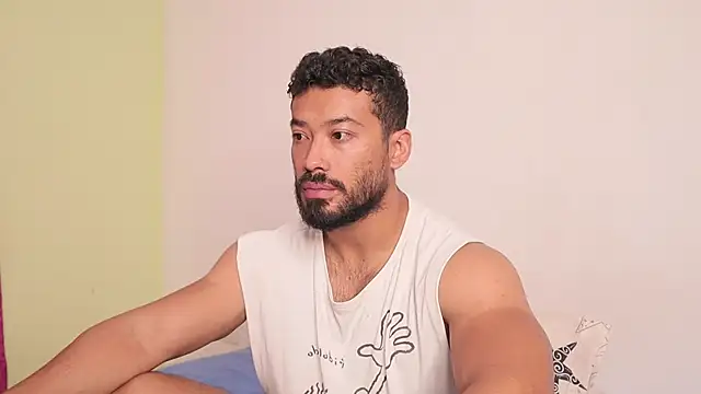 Snapshot of freddsexxx chatting on September 25, 2:10 pm freddsexxx online show from September 25, 2:10 pm