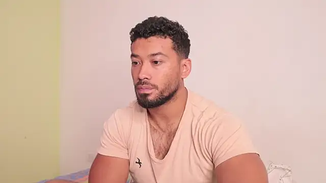 Snapshot of freddsexxx chatting on October 27, 1:59 pm freddsexxx online show from October 27, 1:59 pm