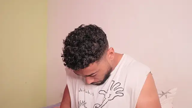 Snapshot of freddsexxx chatting on November 4, 2:16 pm freddsexxx online show from November 4, 2:16 pm