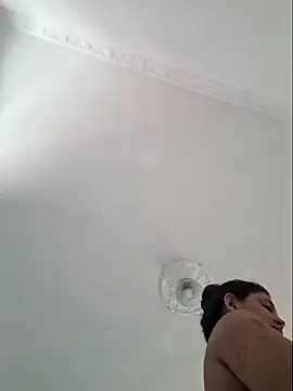 Snapshot of luuhcat09 chatting on January 26, 5:23 pm luuhcat09 online show from January 26, 5:23 pm