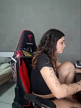 luuhcat09 online show from June 15, 11:07 pm