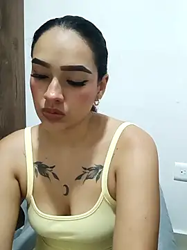 EMILYY FOXY online show from September 25, 11:52 pm