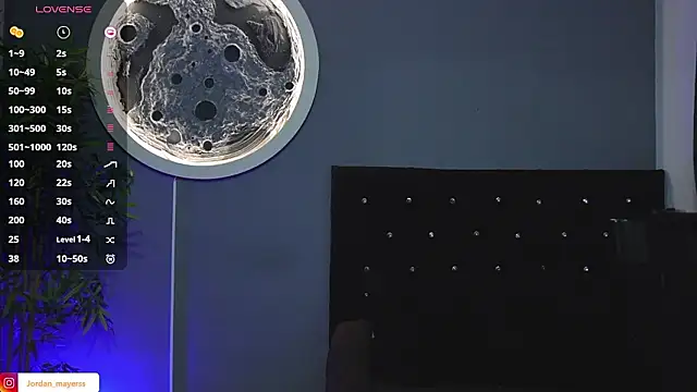 jordan mayers02 online show from February 9, 9:13 am