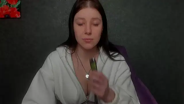 Snapshot of Sannyflover chatting on January 15, 7:15 am Sannyflover online show from January 15, 7:15 am