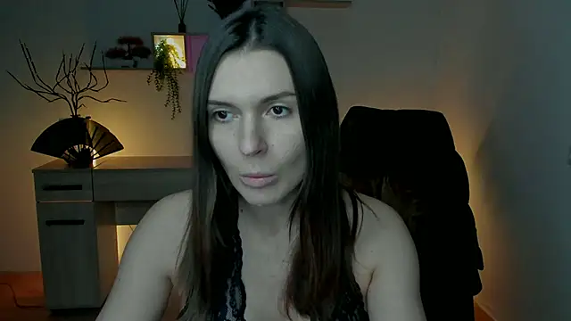 EricaPowers online show from December 10, 10:17 am