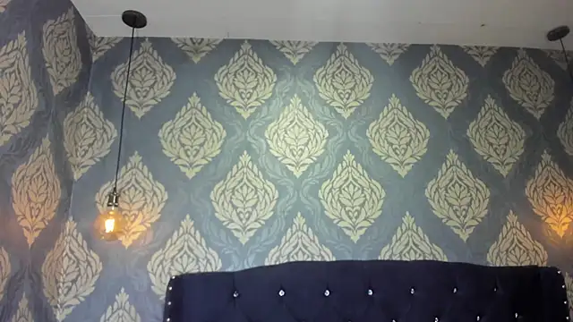 Sofiacowperx online show from September 10, 2:28 pm