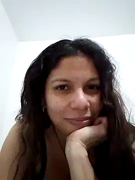 Snapshot of Carliina_Soussa chatting on January 3, 12:22 am Carliina Soussa online show from January 3, 12:22 am