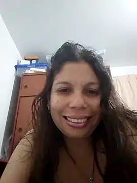 Snapshot of Carliina_Soussa chatting on January 8, 9:55 pm Carliina Soussa online show from January 8, 9:55 pm