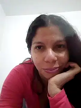 Snapshot of Carliina_Soussa chatting on January 13, 9:20 pm Carliina Soussa online show from January 13, 9:20 pm