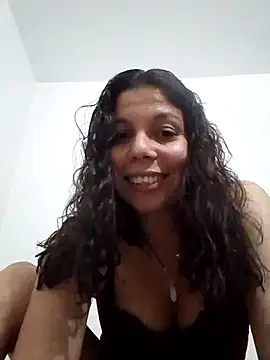Snapshot of Carliina_Soussa chatting on January 14, 10:12 pm Carliina Soussa online show from January 14, 10:12 pm