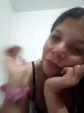 Snapshot of Carliina_Soussa chatting on January 16, 2:41 am Carliina Soussa online show from January 16, 2:41 am