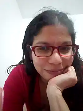 Snapshot of Carliina_Soussa chatting on January 22, 3:20 am Carliina Soussa online show from January 22, 3:20 am