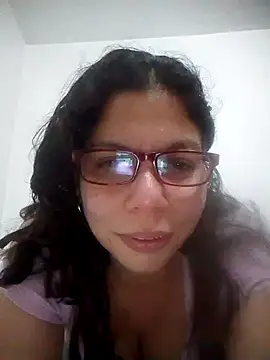 Snapshot of Carliina_Soussa chatting on January 22, 9:54 pm Carliina Soussa online show from January 22, 9:54 pm