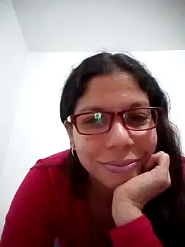 Snapshot of Carliina_Soussa chatting on January 23, 9:50 pm Carliina Soussa online show from January 23, 9:50 pm