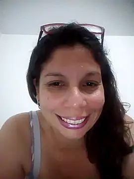 Snapshot of Carliina_Soussa chatting on January 25, 9:25 pm Carliina Soussa online show from January 25, 9:25 pm