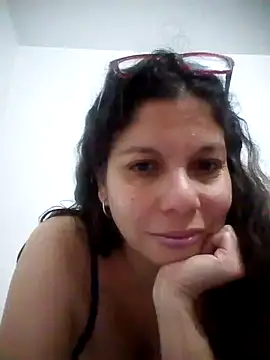 Snapshot of Carliina_Soussa chatting on January 27, 11:00 pm Carliina Soussa online show from January 27, 11:00 pm