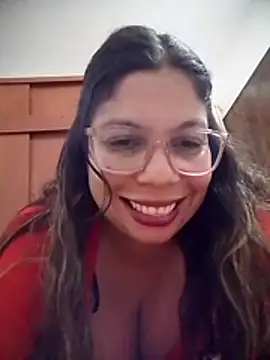 Carliina Soussa online show from May 7, 11:21 pm