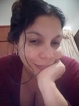 Carliina Soussa online show from May 17, 12:30 am