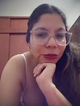 Carliina Soussa online show from May 28, 11:57 pm
