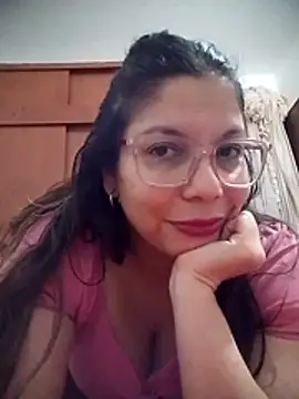 Carliina Soussa online show from June 8, 12:03 am