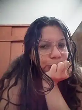 Carliina Soussa online show from June 14, 2:46 am