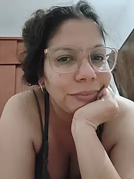 Carliina Soussa online show from July 13, 1:41 am
