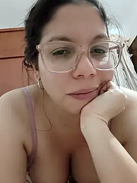 Carliina Soussa online show from July 16, 12:27 am