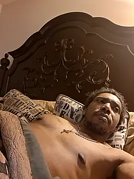 bigboytoy912 online show from March 27, 12:49 am