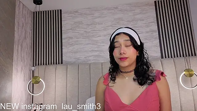 laura smith33 online show from February 9, 12:09 pm