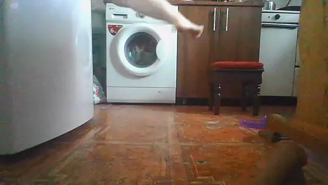 MikaKors online show from February 22, 9:45 am