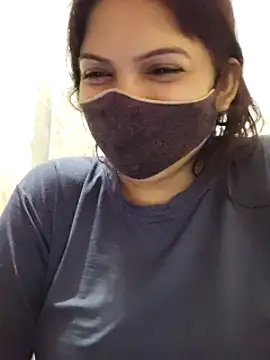 illay love online show from February 28, 4:43 am