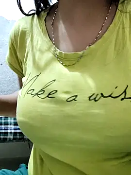 illay love online show from March 4, 11:08 am