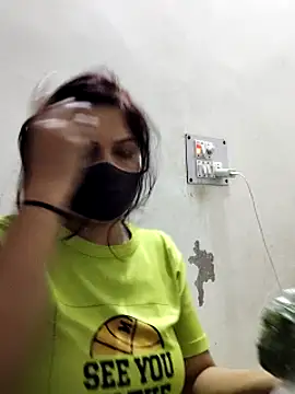 illay love online show from March 9, 2:21 pm