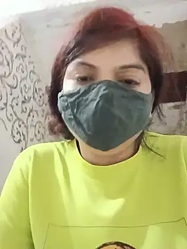 Snapshot of illay_love chatting on May 19, 2:40 am illay love online show from May 19, 2:40 am