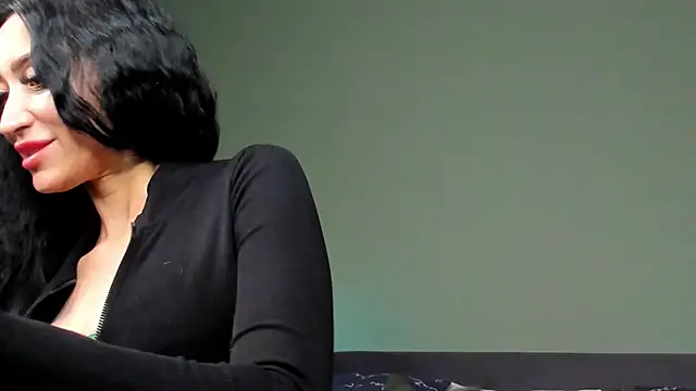 Snapshot of Margaret_Clark_ chatting on February 16, 6:21 am Margaret Clark online show from February 16, 6:21 am