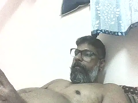 Snapshot of prakmat chatting on July 19, 4:33 pm prakmat online show from July 19, 4:33 pm
