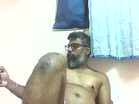 Snapshot of prakmat chatting on July 24, 3:32 pm prakmat online show from July 24, 3:32 pm