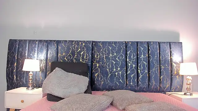 Sophia Lemos online show from October 16, 2:07 pm