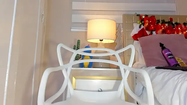 Snapshot of zoe_sky_ chatting on December 31, 5:40 pm zoe sky online show from December 31, 5:40 pm