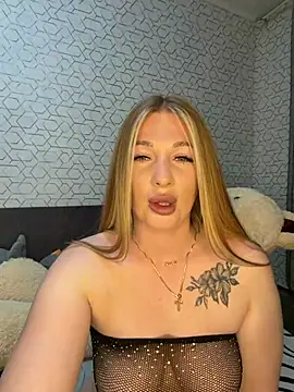 Tatti-Go online show from May 26, 5:42 pm