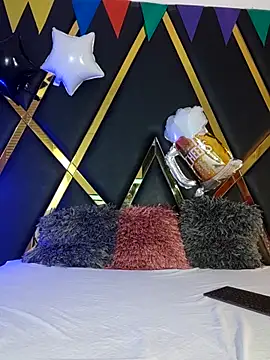 Adel Nesbiit online show from September 26, 7:29 pm