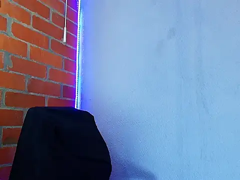 Leandro valenzuela online show from September 25, 11:25 am