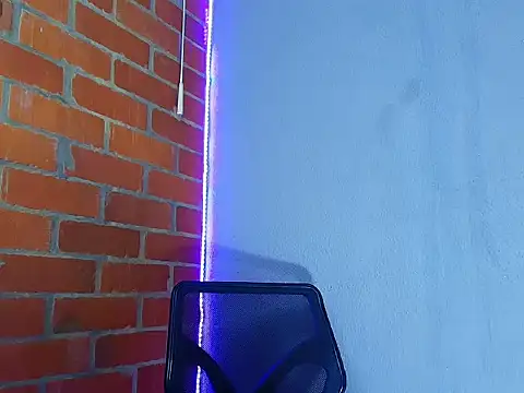 Leandro valenzuela online show from September 28, 1:44 am