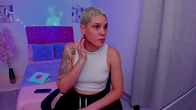 Charlee pink online show from September 22, 12:45 am