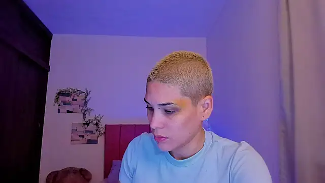 Charlee pink online show from January 14, 10:14 pm