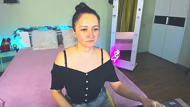 AngellLika online show from December 15, 4:59 pm